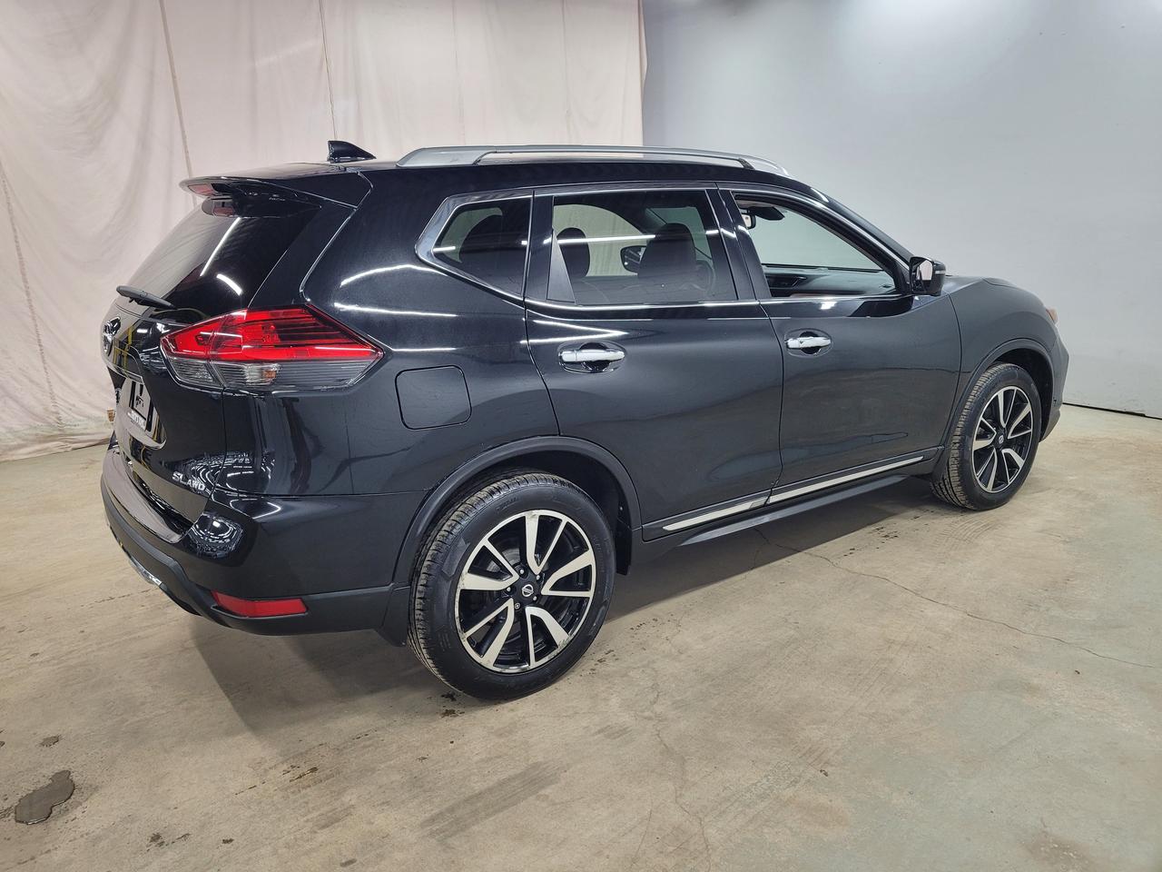 2017 Nissan Rogue S Photo