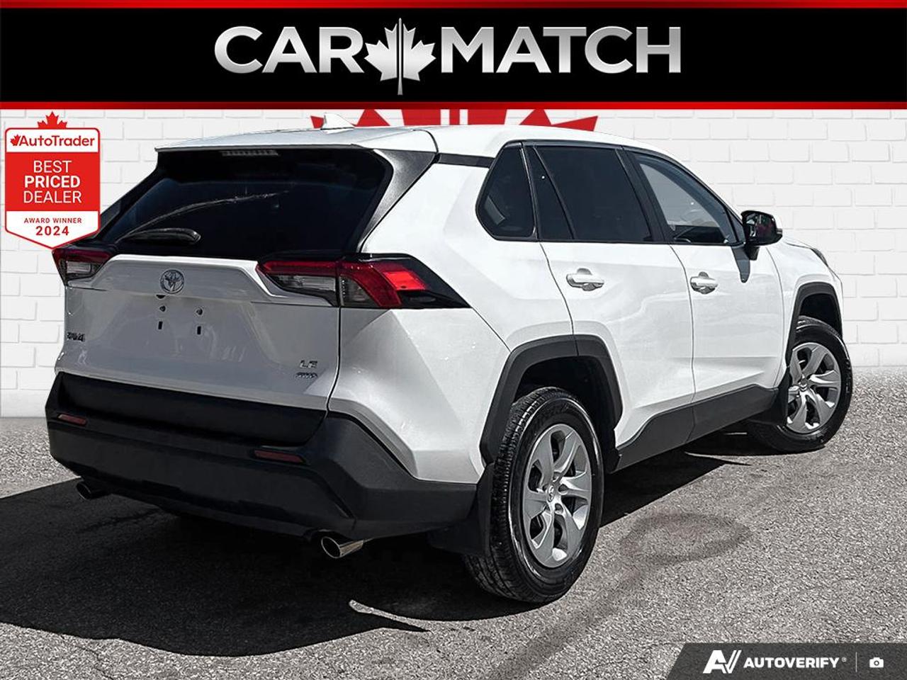 2022 Toyota RAV4 LE / NO ACCIDENTS / HTD SEATS / AWD / BLUETOOTH Photo4