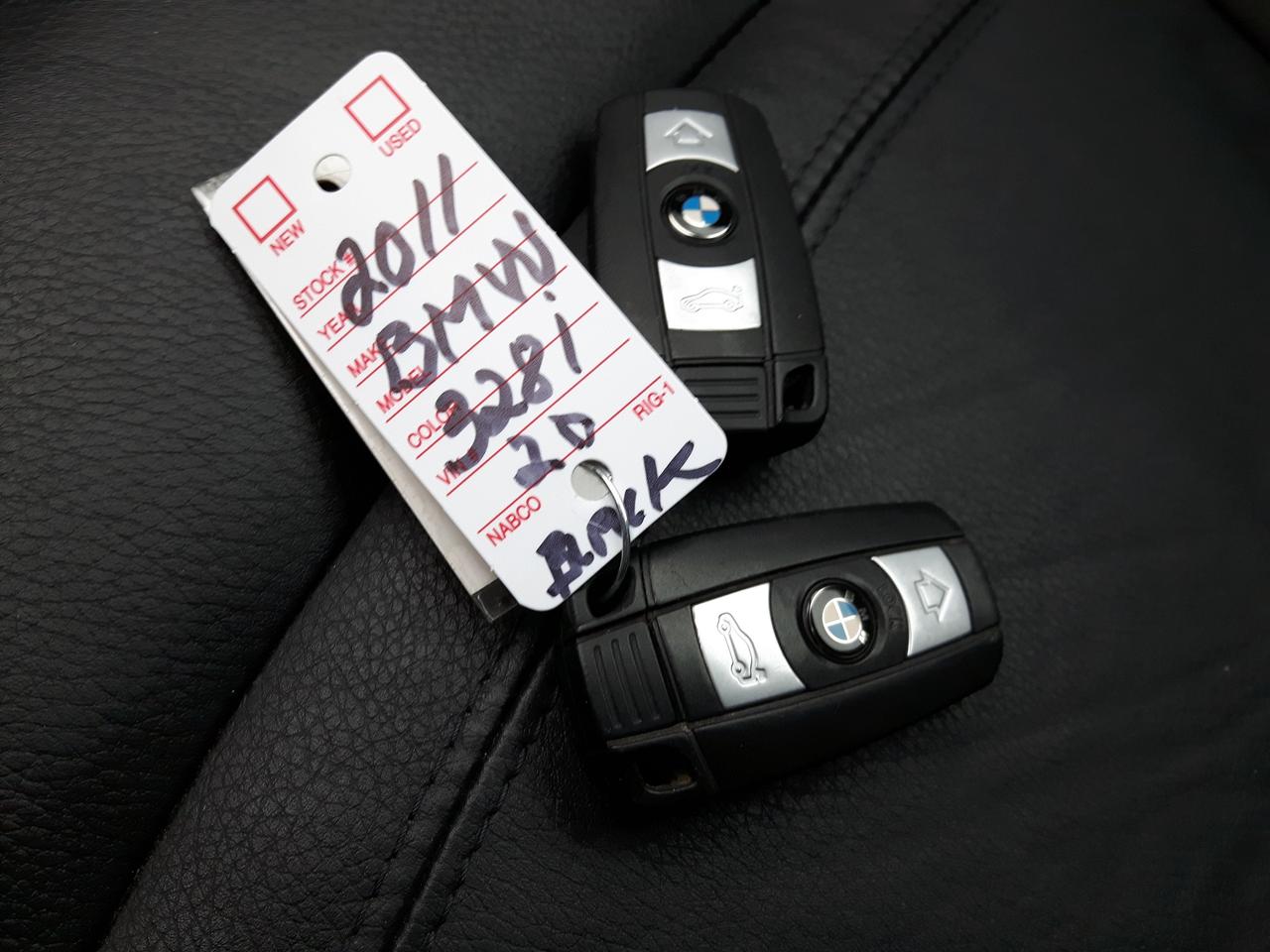 2011 BMW 328xi  Photo