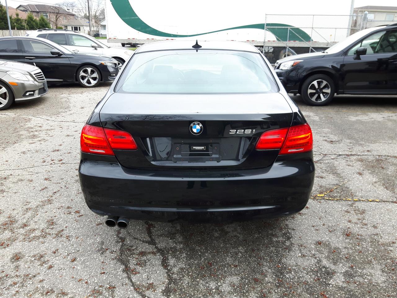 2011 BMW 328xi  Photo
