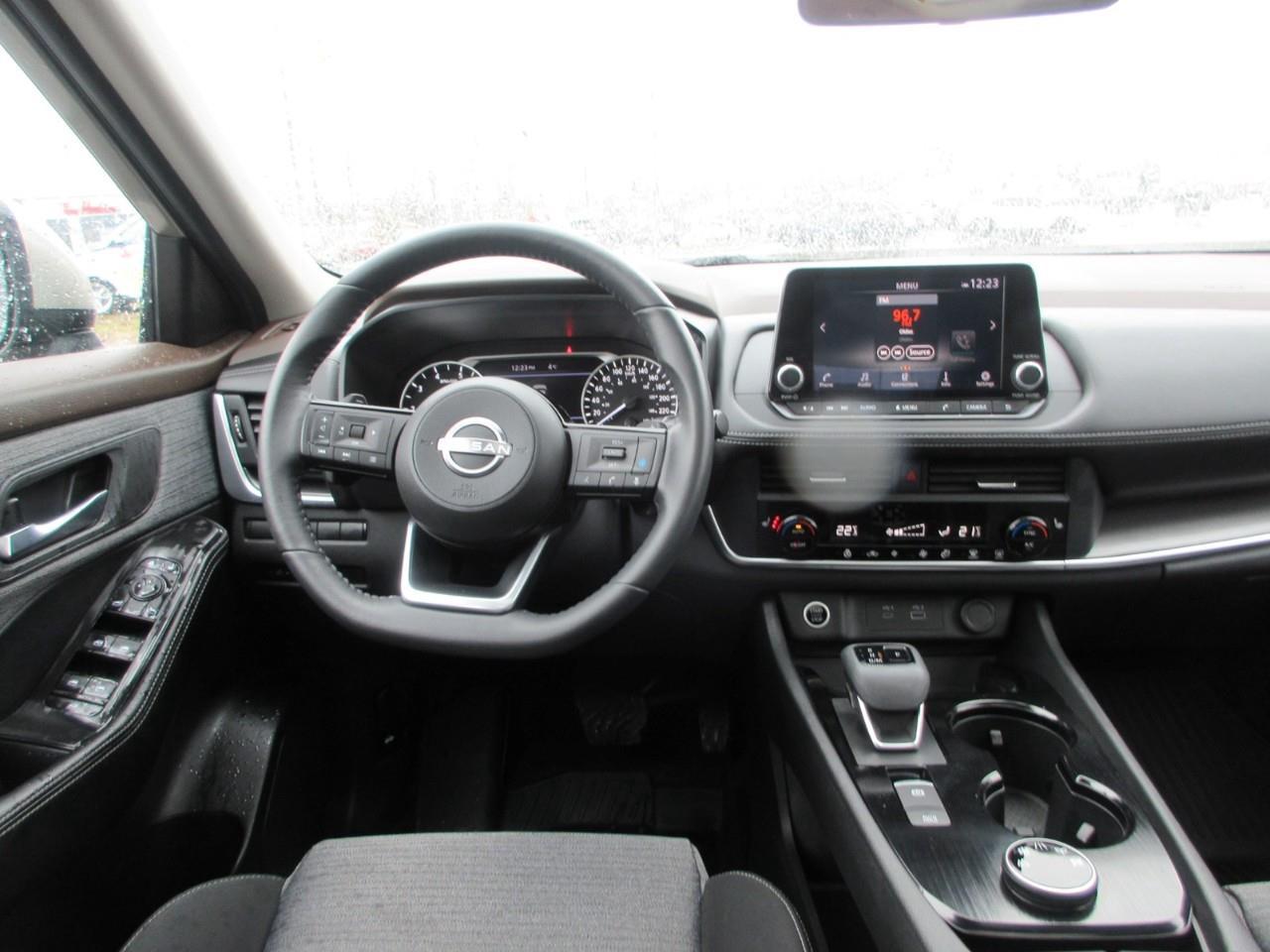 2023 Nissan Rogue  Photo