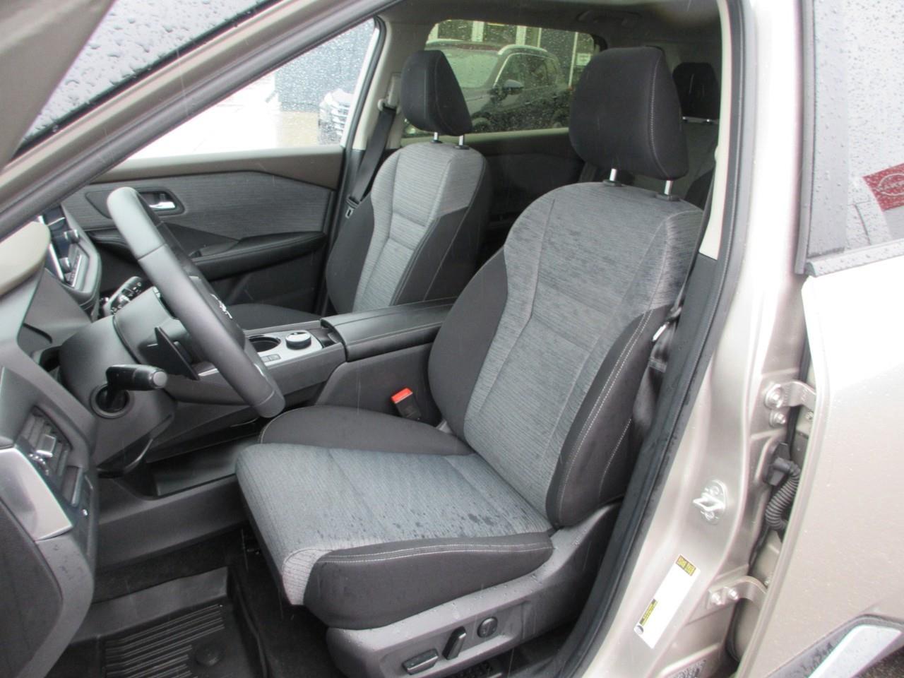 2023 Nissan Rogue  Photo