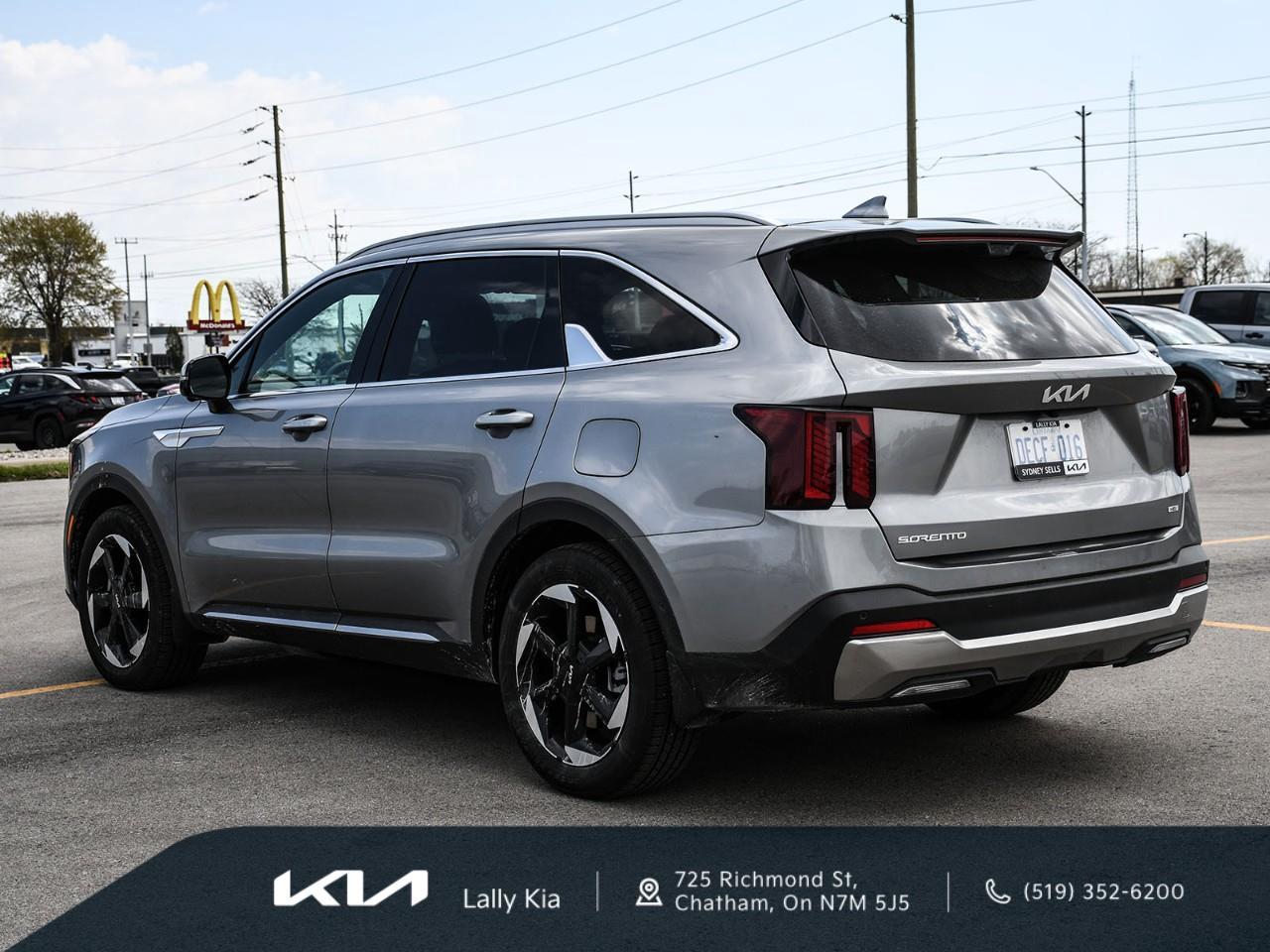 2026 Kia Sorento Hybrid 2026 Kia Sorento Hybrid – SX | Dealership Demo Photo