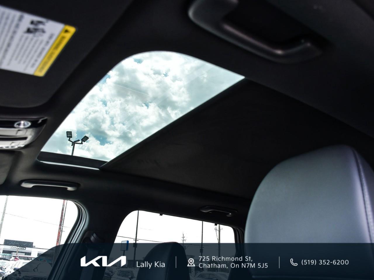 2026 Kia Sorento Hybrid 2026 Kia Sorento Hybrid – SX | Dealership Demo Photo