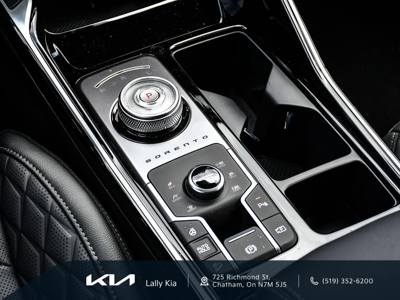 2026 Kia Sorento Hybrid 2026 Kia Sorento Hybrid – SX | Dealership Demo Photo