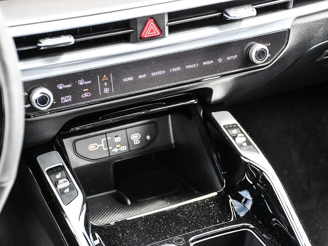 2026 Kia Sorento Hybrid 2026 Kia Sorento Hybrid – SX | Dealership Demo Photo