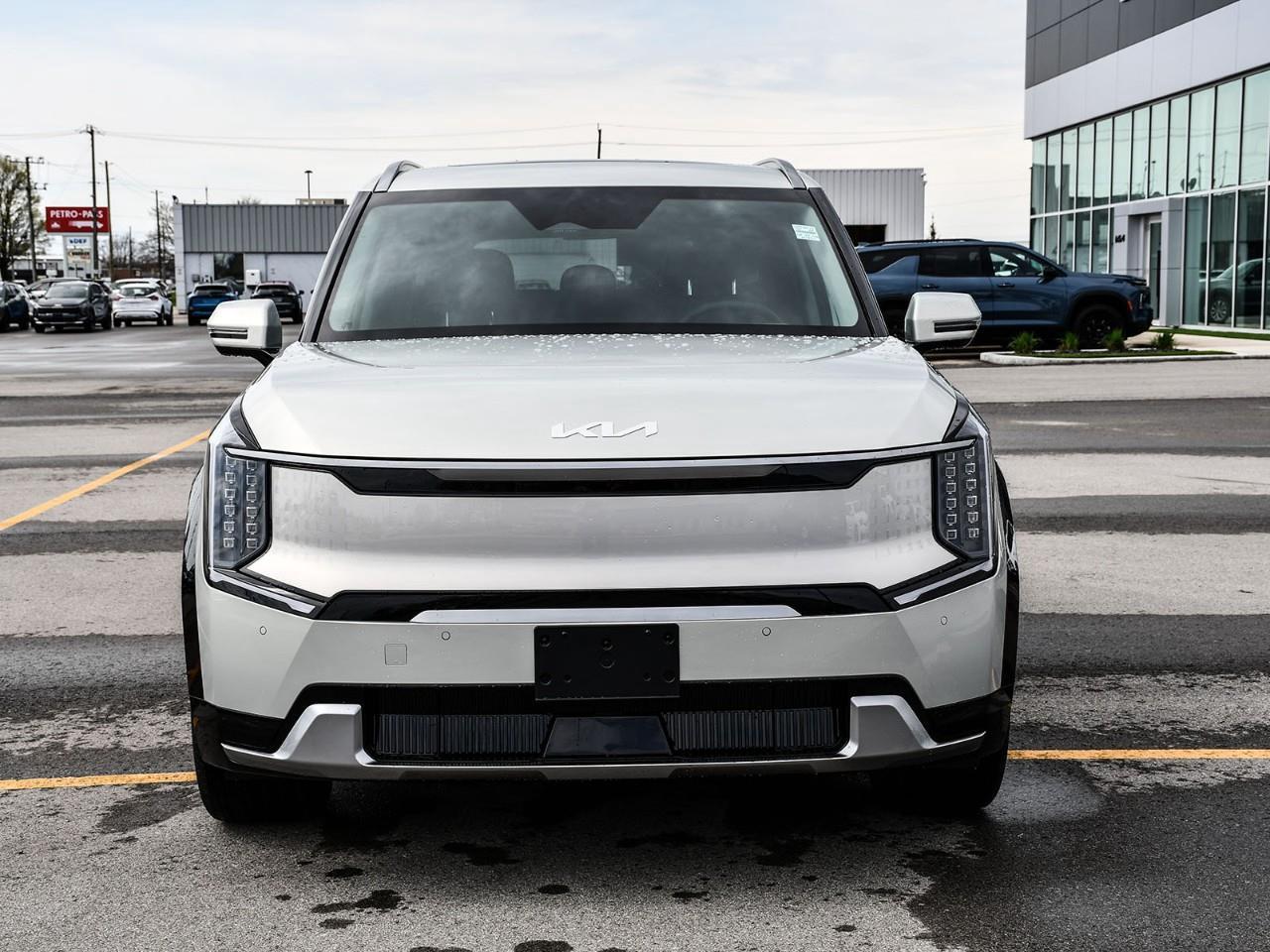 2026 Kia EV9 2026 Kia EV9 – Land w/Plus Package Photo