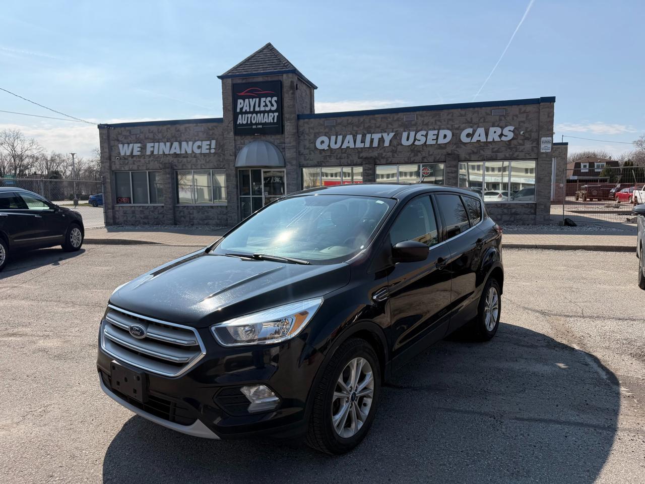 2019 Ford Escape SE Photo0