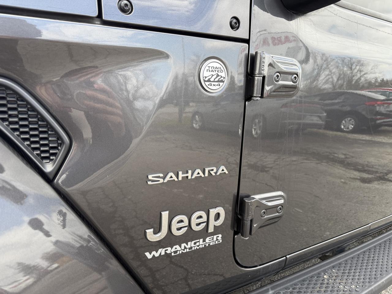 2020 Jeep Wrangler Unlimited Sahara Diesel LEATHER LOADED Photo
