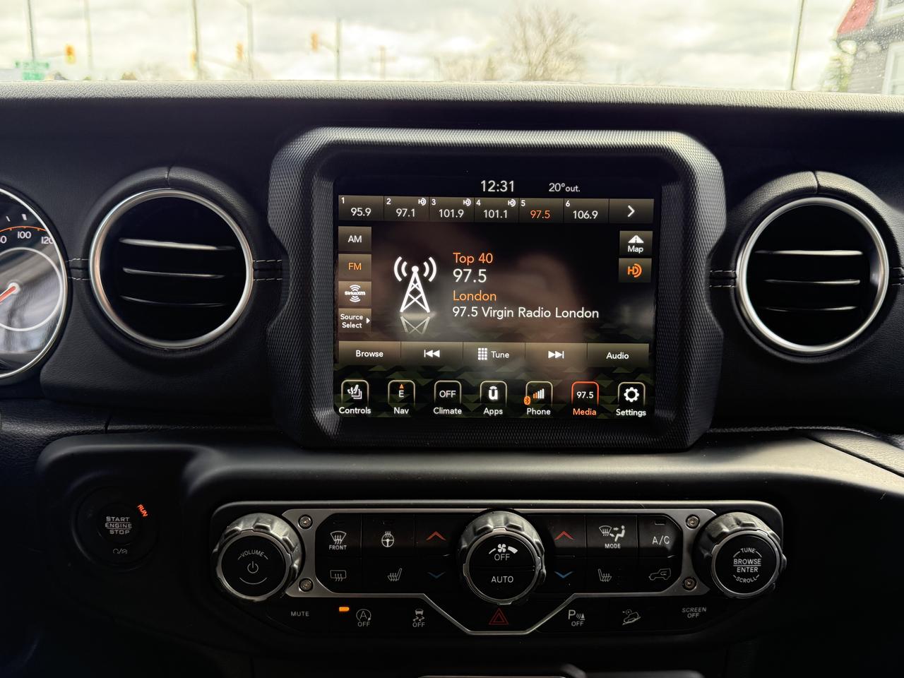 2020 Jeep Wrangler Unlimited Sahara Diesel LEATHER LOADED Photo