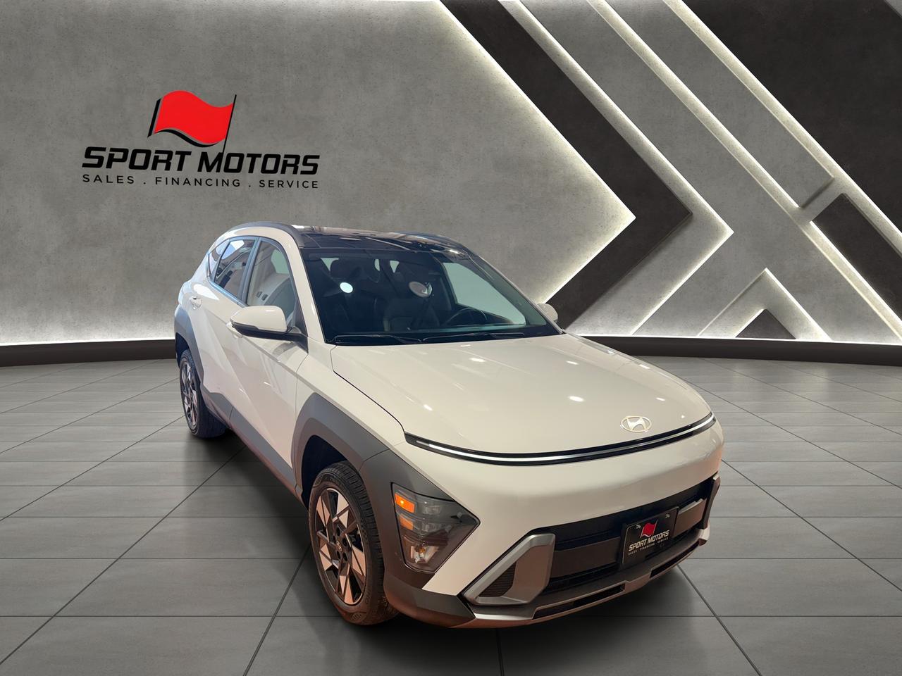2025 Hyundai KONA Preferred Trend AWD+Roof+Drive Assist+CLEAN CARFAX Photo