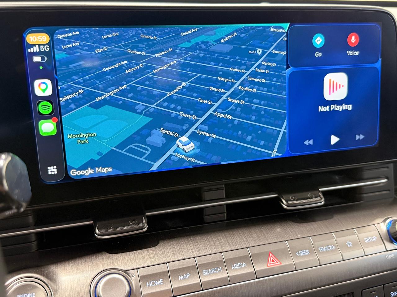 2025 Hyundai KONA Preferred Trend AWD+Roof+Drive Assist+CLEAN CARFAX Photo