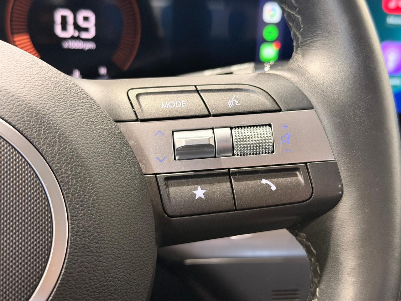 2025 Hyundai KONA Preferred Trend AWD+Roof+Drive Assist+CLEAN CARFAX Photo61