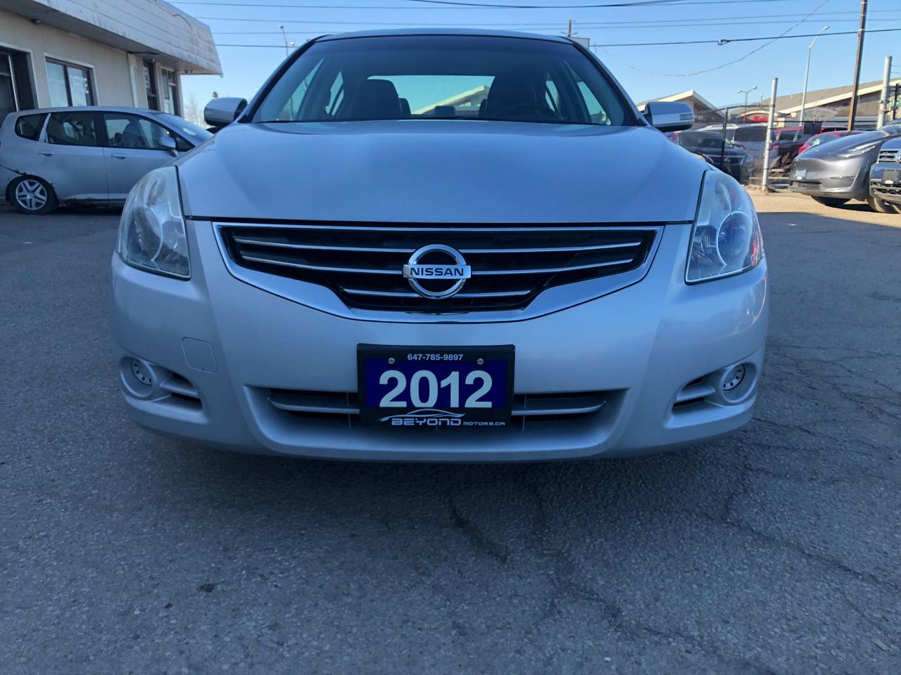 2012 Nissan Altima 2.5 S Photo0