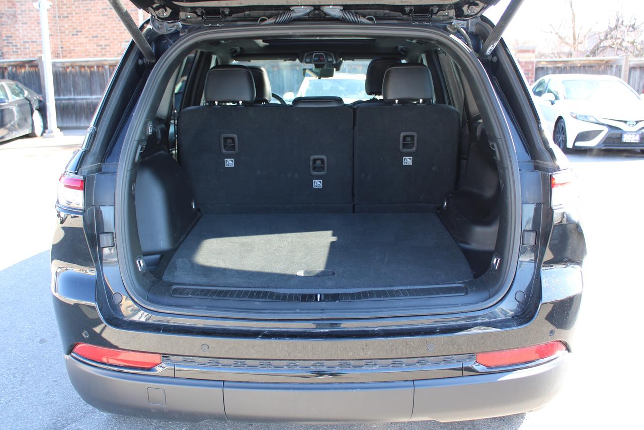 2024 Jeep Grand Cherokee LIMITED 4X4 Photo