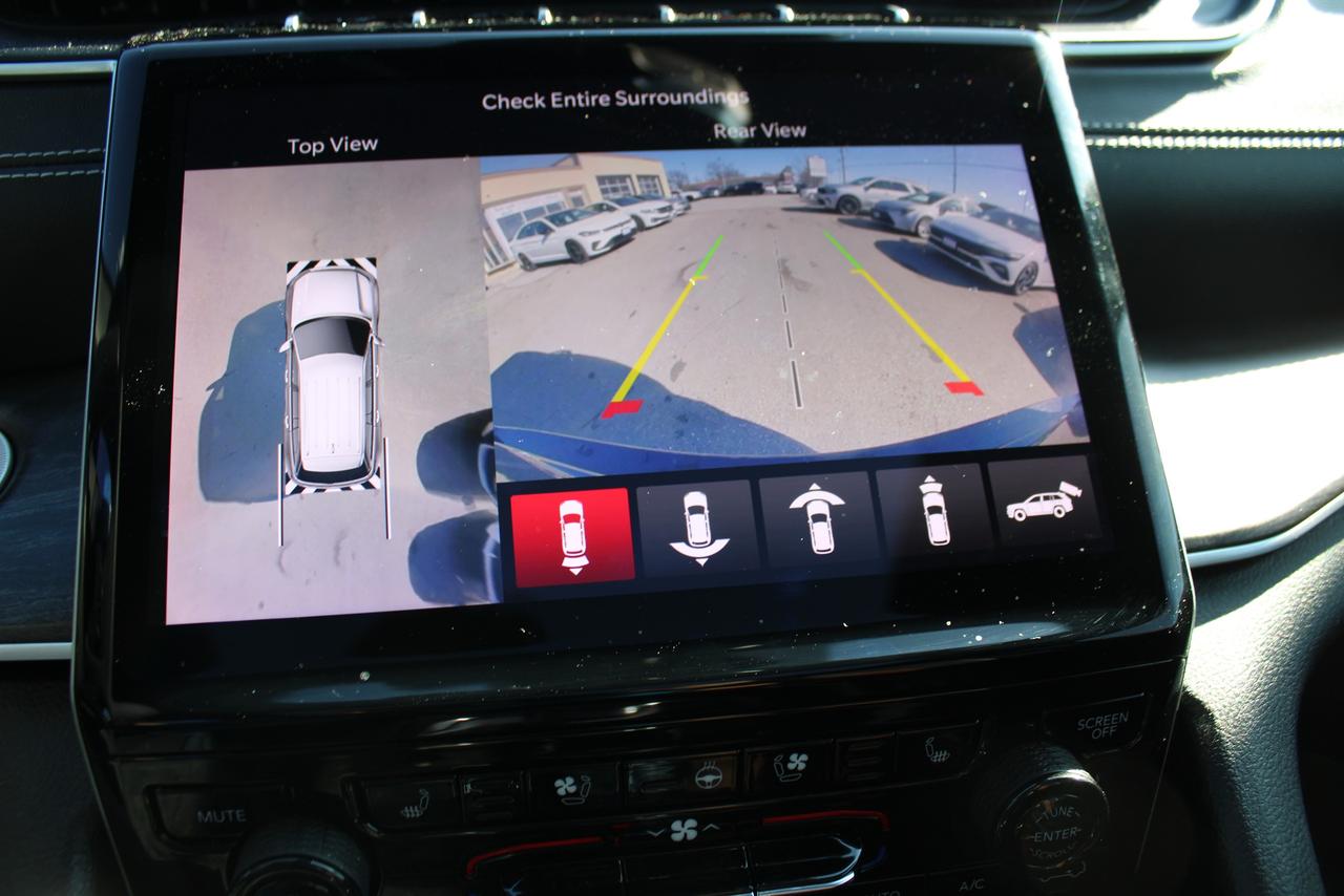 2024 Jeep Grand Cherokee LIMITED 4X4 Photo