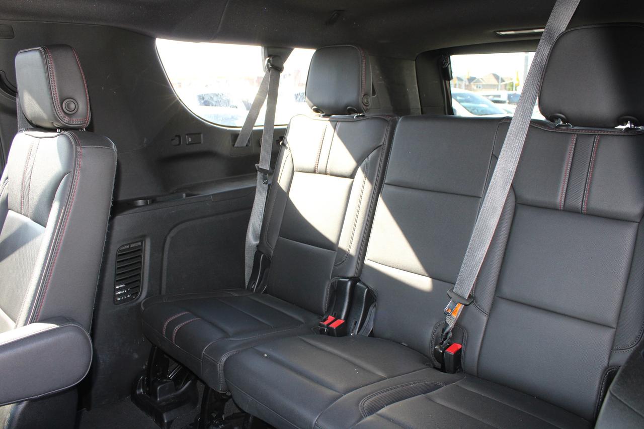 2024 Chevrolet Suburban RST Photo