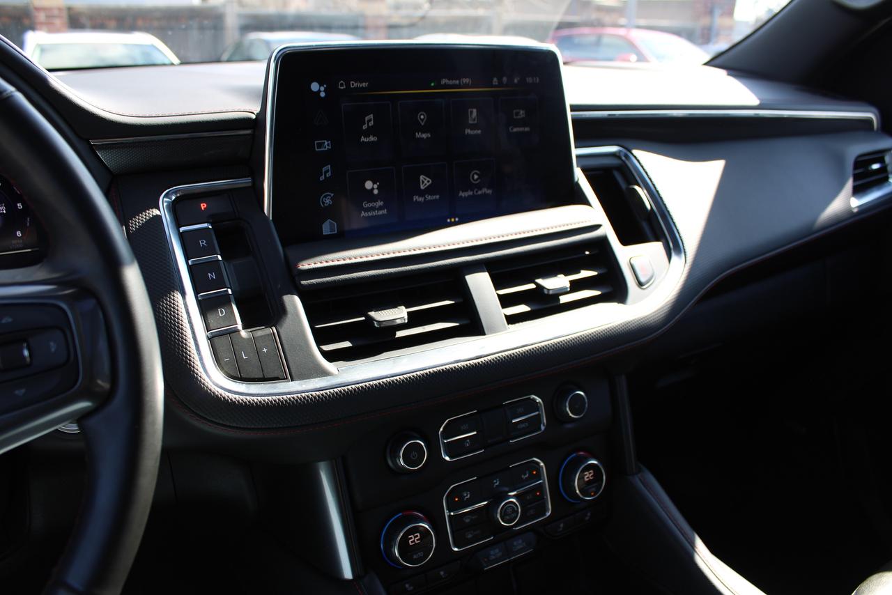 2024 Chevrolet Suburban RST Photo