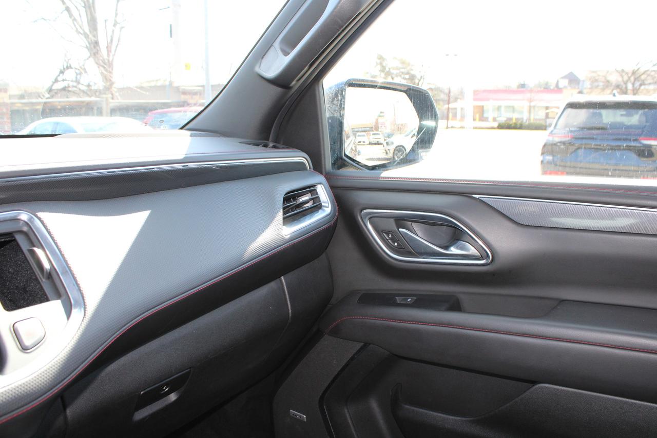 2024 Chevrolet Suburban RST Photo