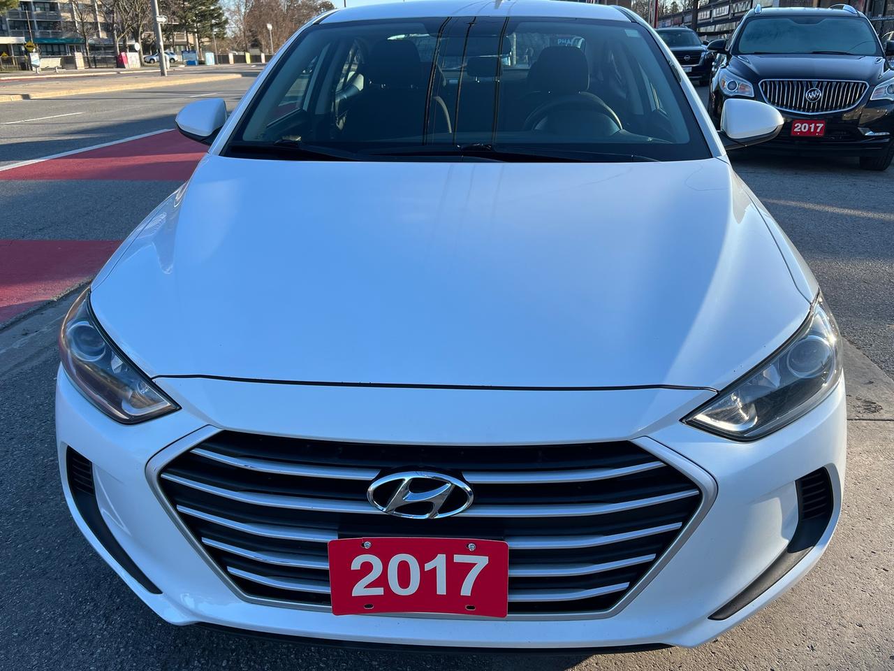 2017 Hyundai Elantra EXTRA CLEAN-BLUETOOTH-HEATED SEATS& MORE! Photo