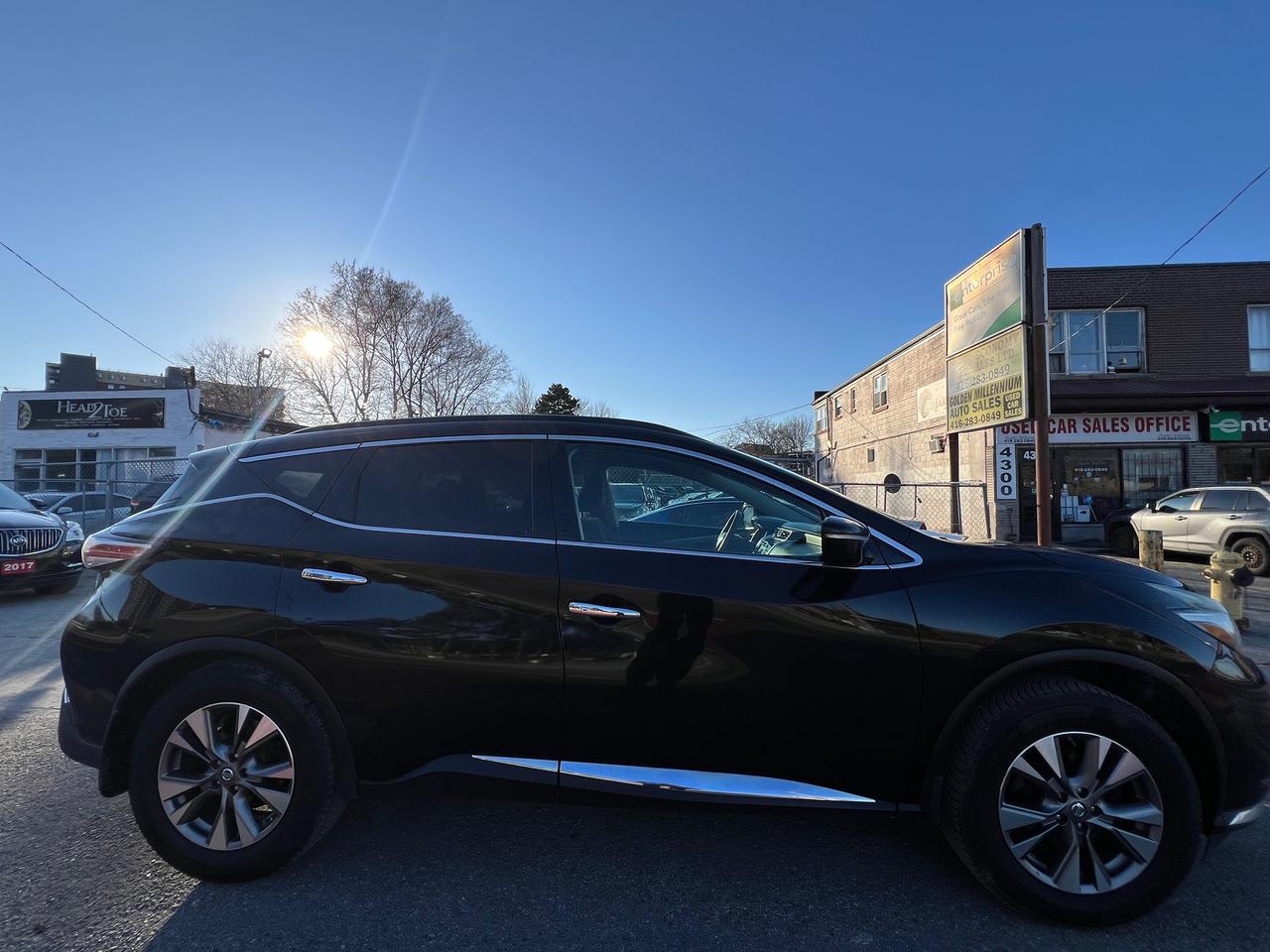 2015 Nissan Murano NAV-BACK CAM-SR/F-HEATED SEATS & MORE! Photo