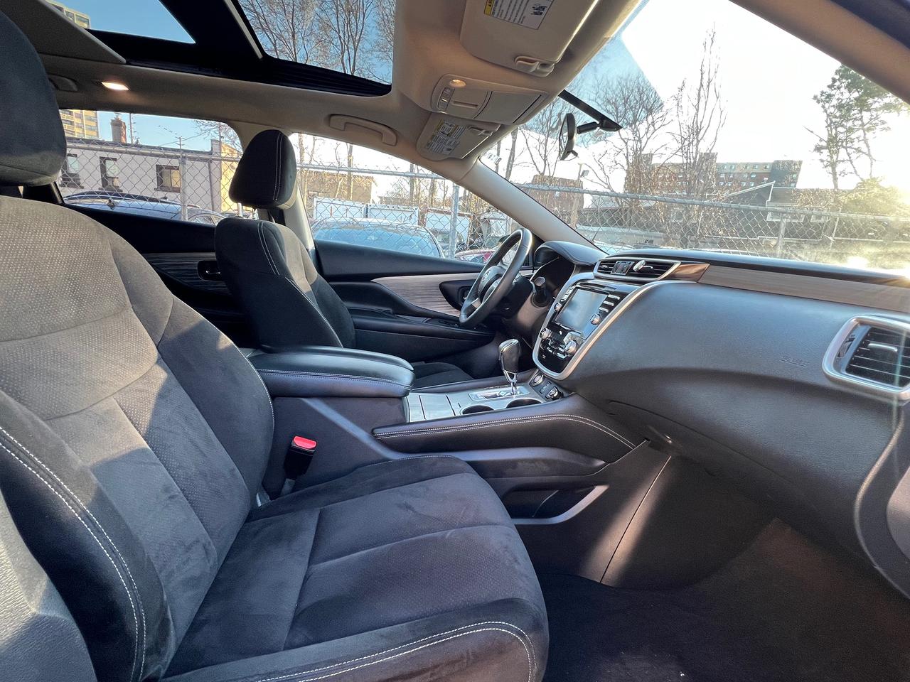 2015 Nissan Murano NAV-BACK CAM-SR/F-HEATED SEATS & MORE! Photo