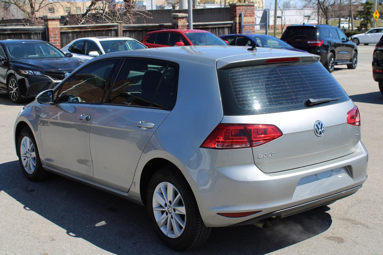 2017 Volkswagen Golf 5dr HB Auto 1.8 TSI Highline Photo