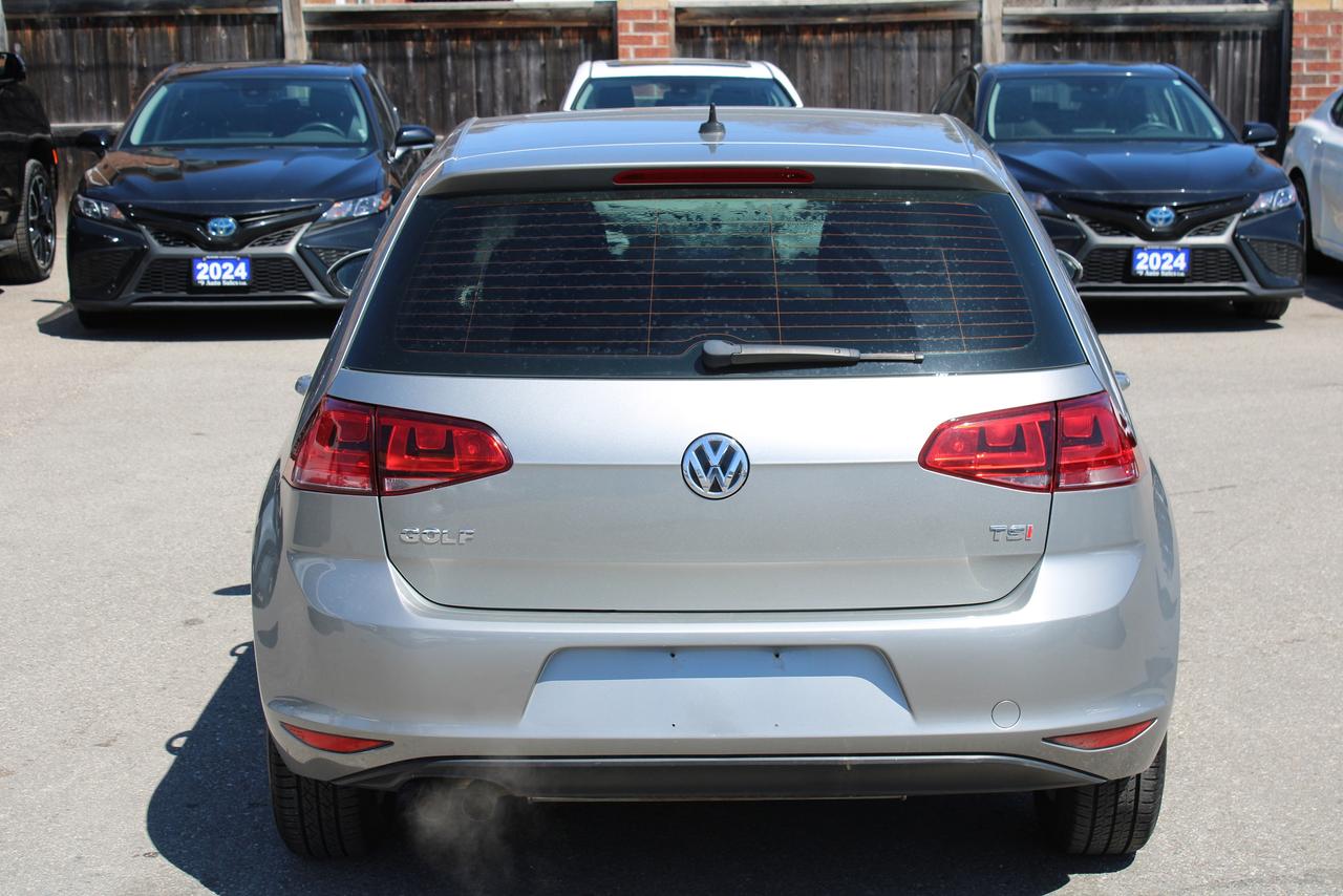 2017 Volkswagen Golf 5dr HB Auto 1.8 TSI Highline Photo4