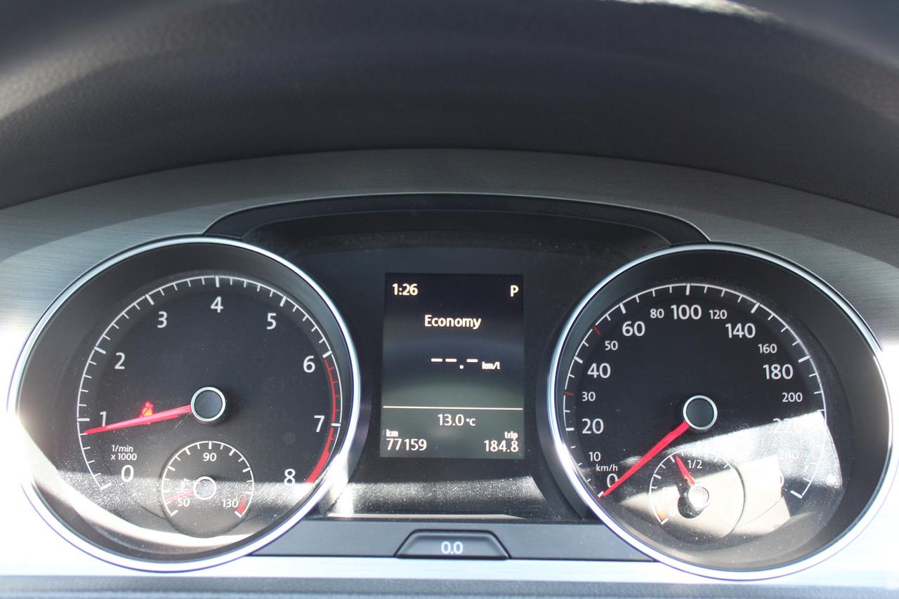 2017 Volkswagen Golf 5dr HB Auto 1.8 TSI Highline Photo