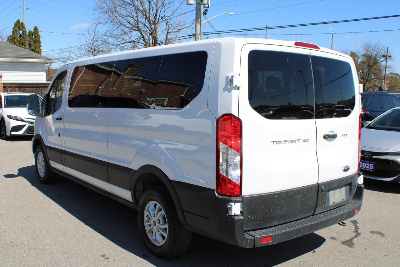 2022 Ford Transit XLT Photo