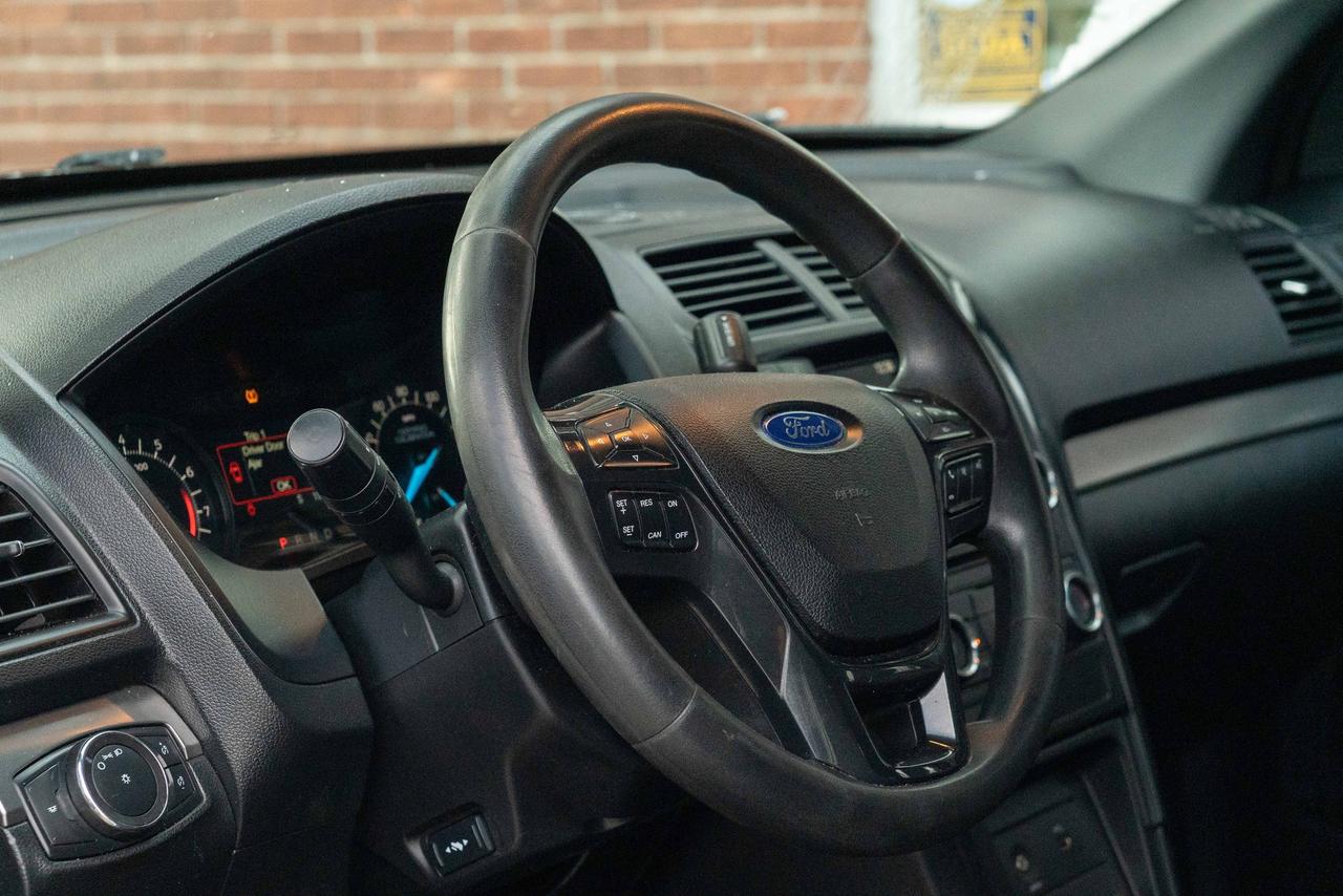 2017 Ford Explorer AWD POLICE INTERCEPTOR UTILITY Photo