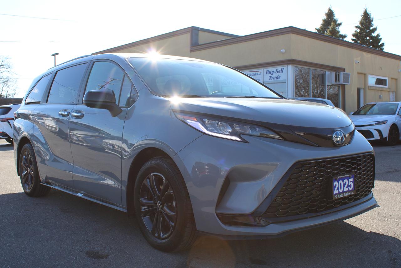 Toyota Sienna XSE 7-Passenger AWD 2025