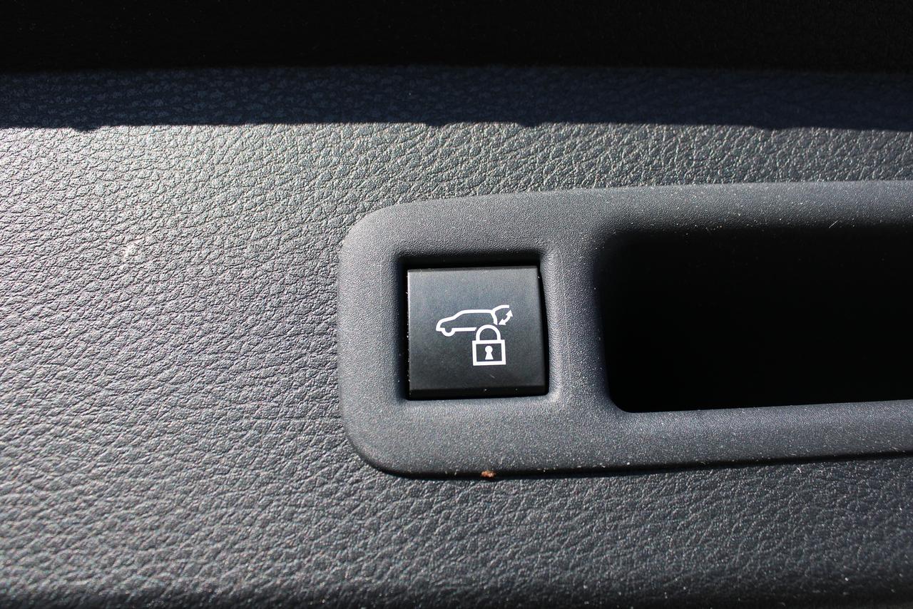 2025 Toyota Sienna XSE Photo