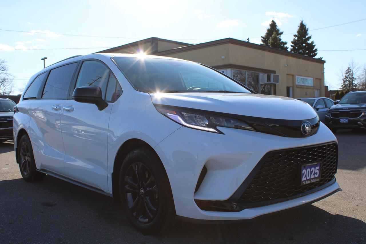 2025 Toyota Sienna XSE 7-Passenger AWD