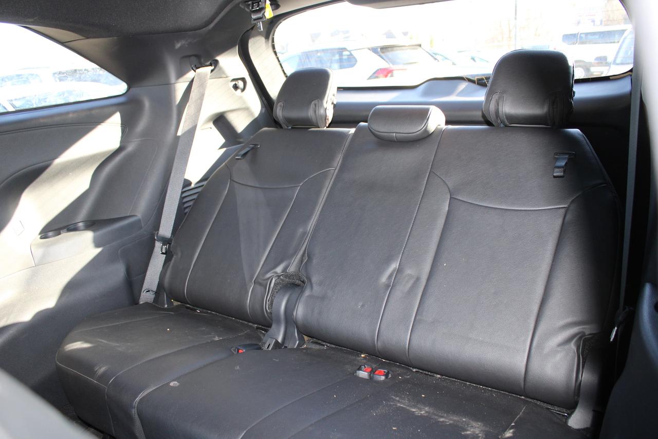 2025 Toyota Sienna XSE Photo