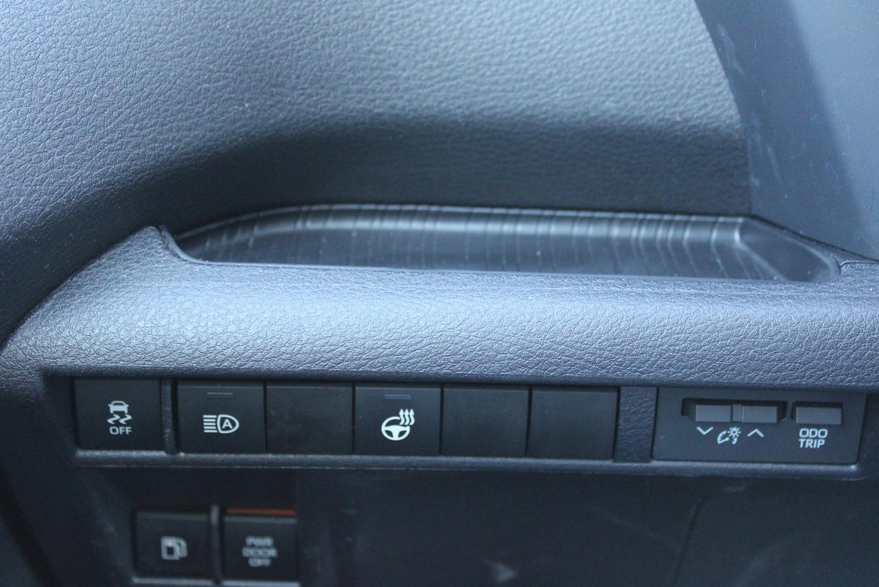 2025 Toyota Sienna XSE Photo