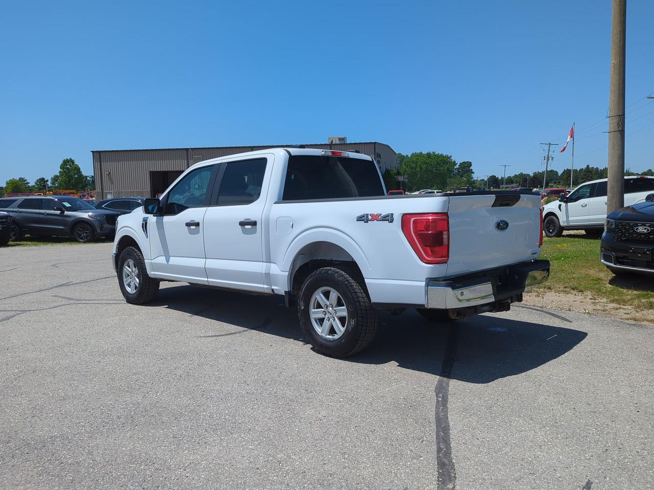 2023 Ford F-150 XLT 4WD SuperCrew 5.5' Box Photo3