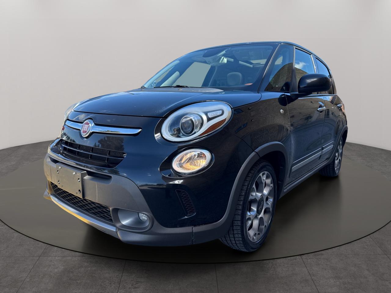 2015 Fiat 500 L Trekking Photo