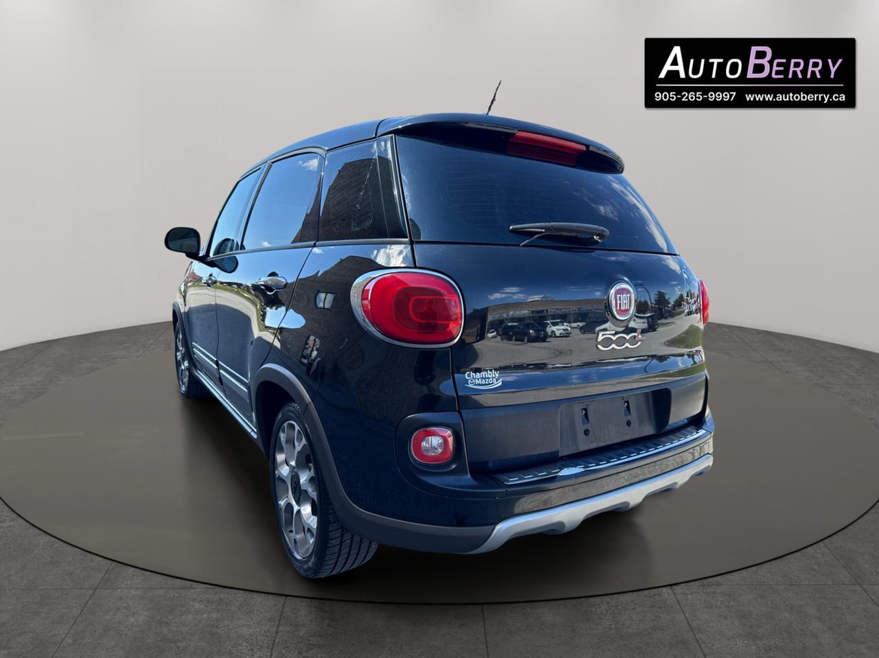 2015 Fiat 500 L Trekking Photo