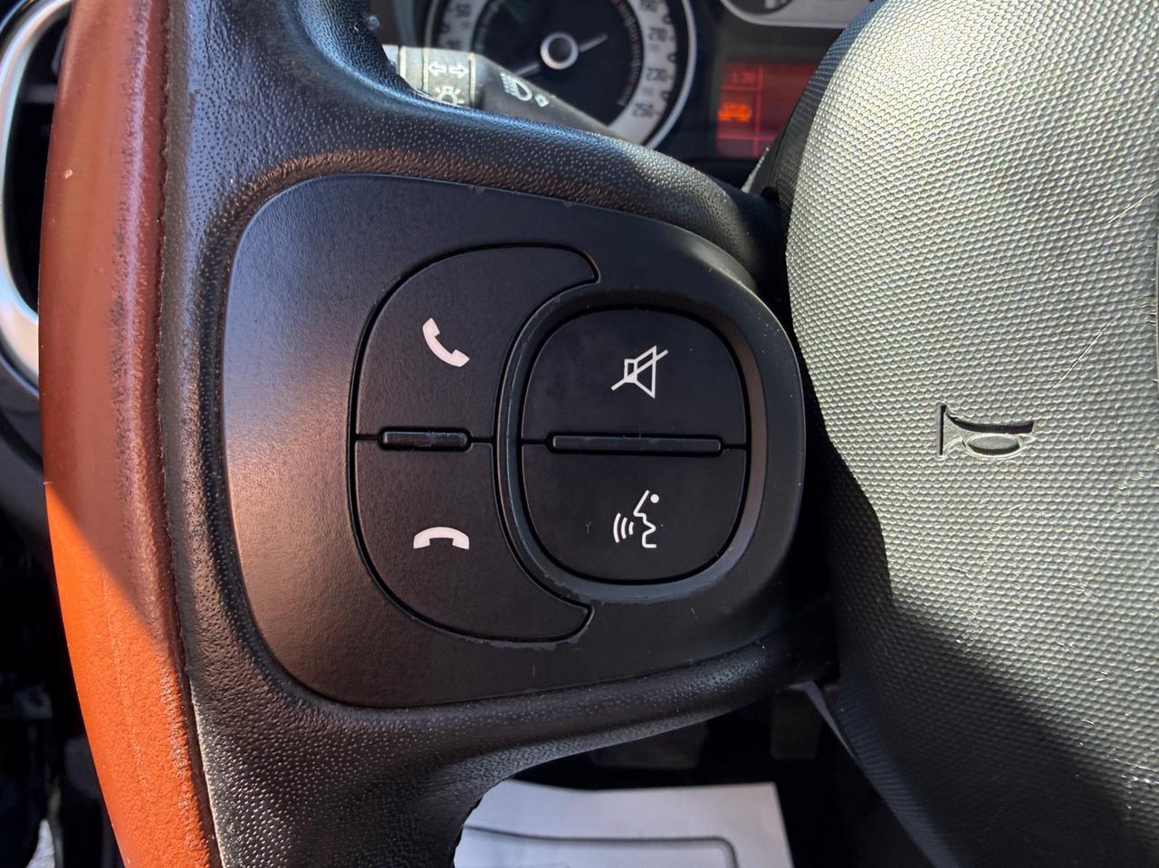 2015 Fiat 500 L Trekking Photo