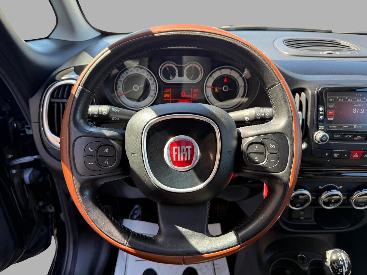 2015 Fiat 500 L Trekking Photo