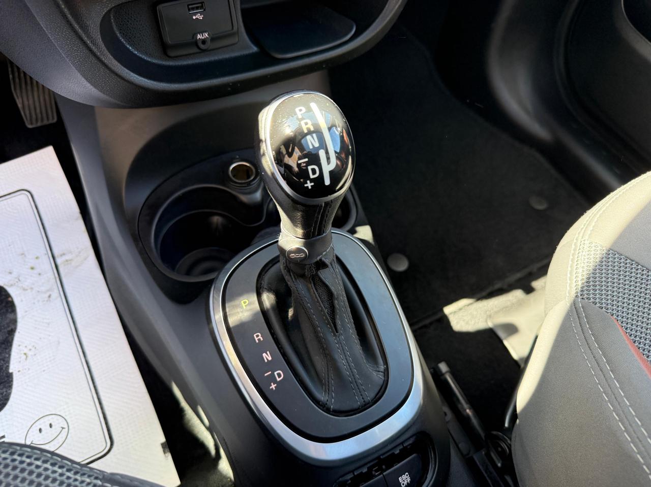 2015 Fiat 500 L Trekking Photo