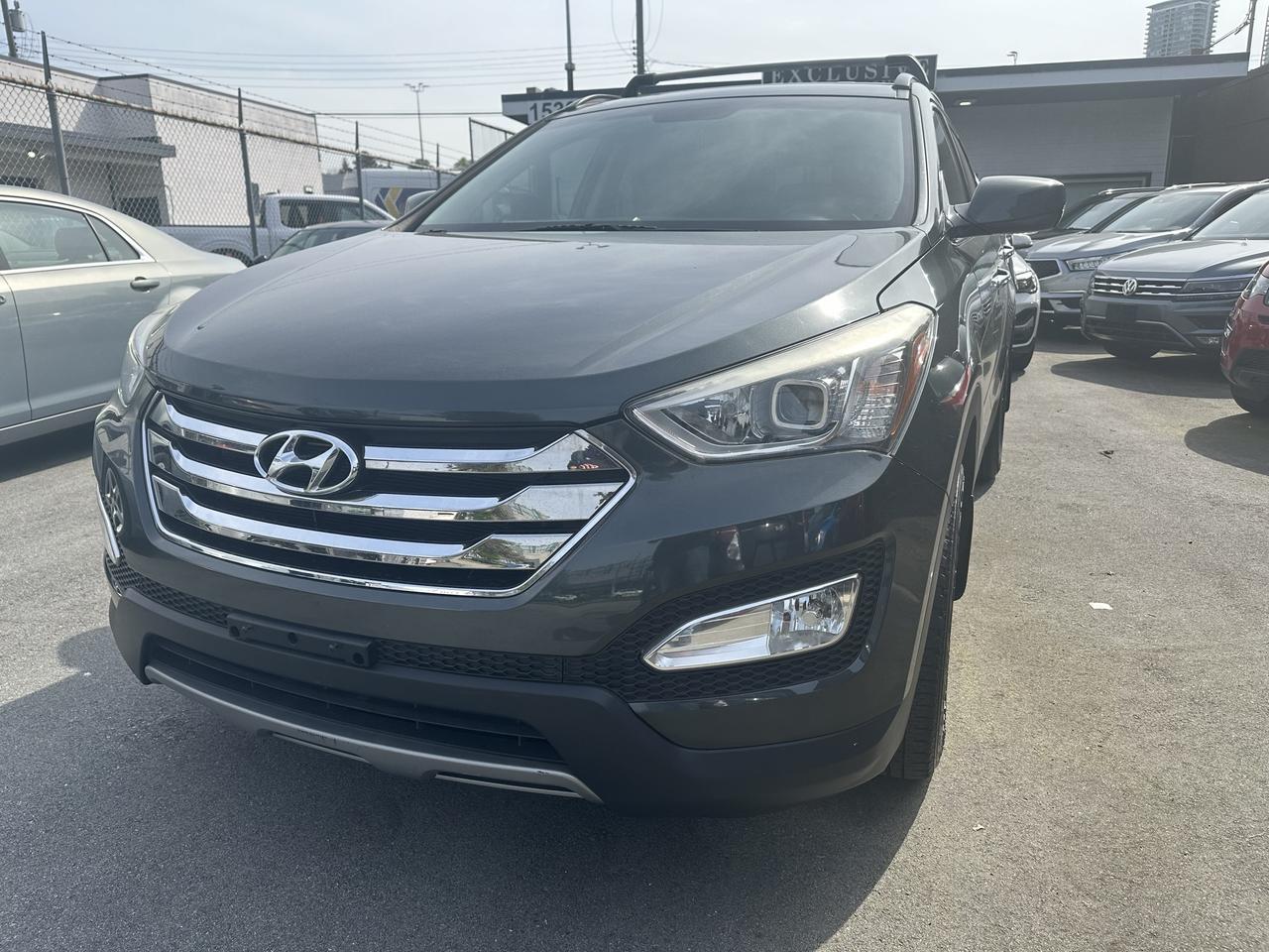 2013 Hyundai Santa Fe Premium Photo