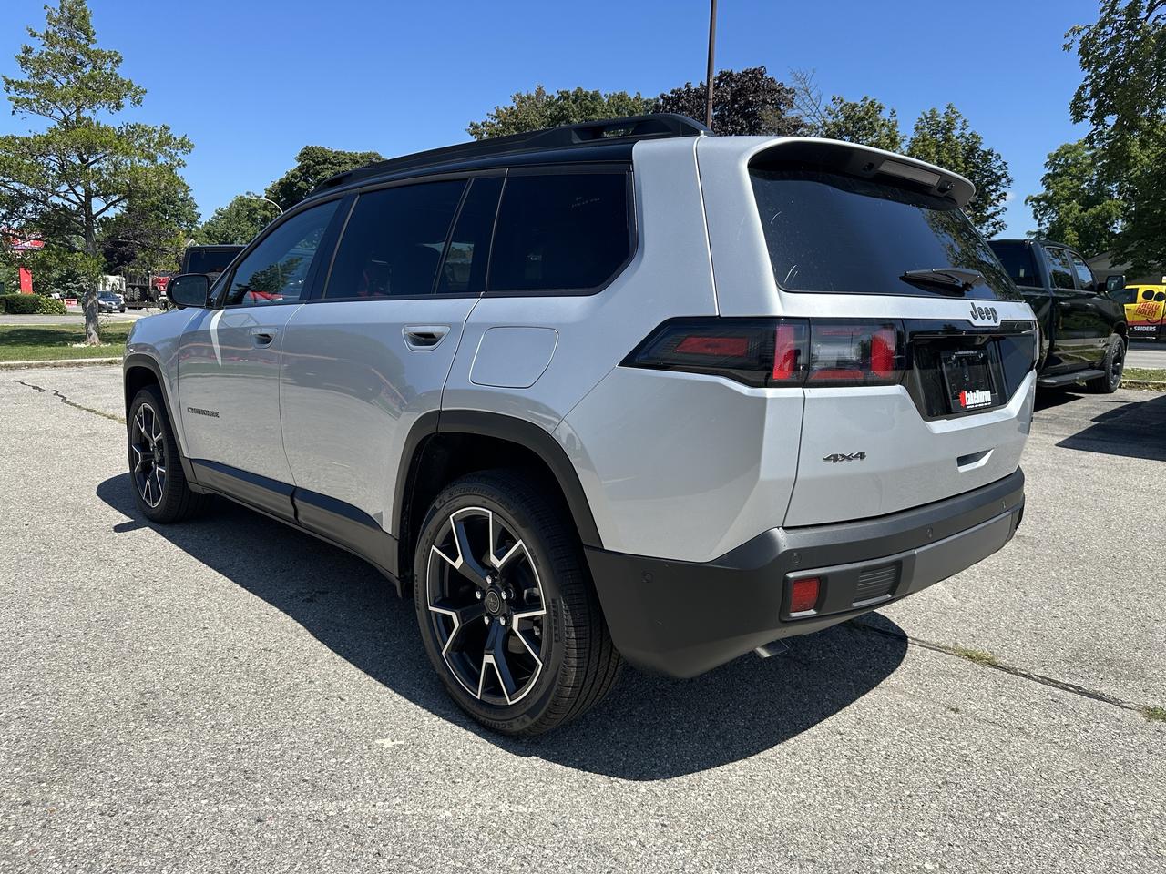 2026 Jeep Cherokee OVERLAND Photo