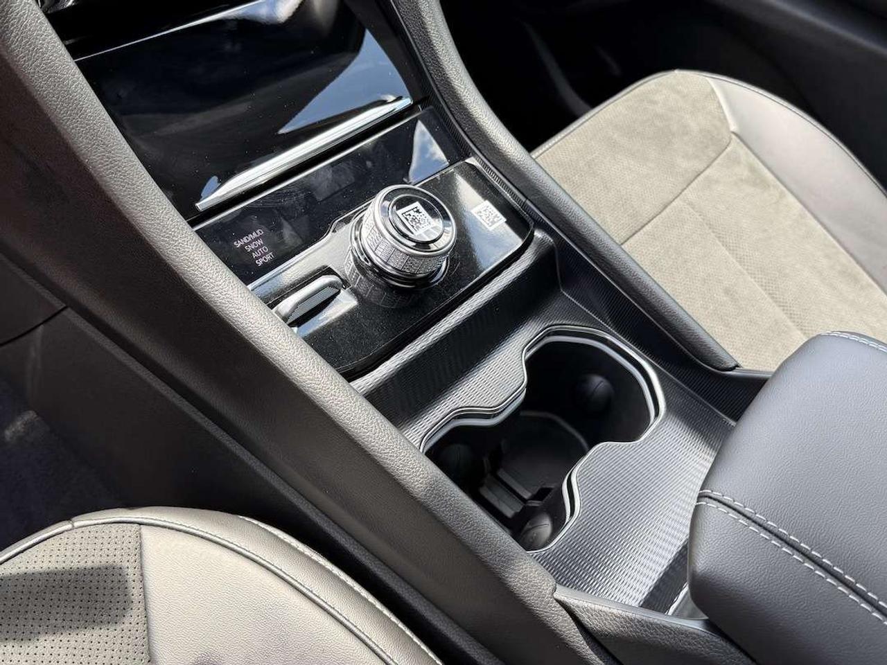 2026 Jeep Grand Cherokee ALTITUDE 4X4 Photo