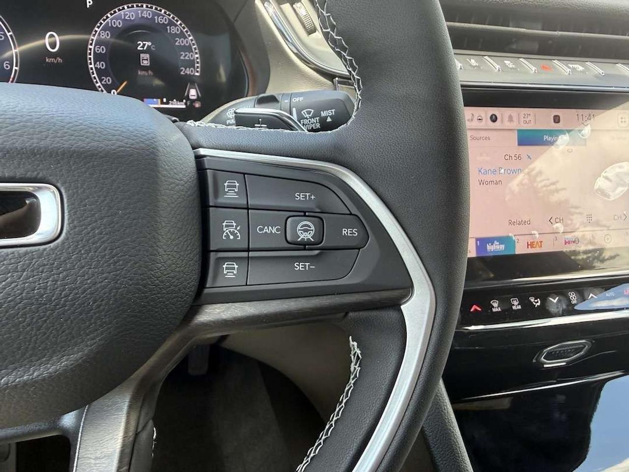 2026 Jeep Grand Cherokee ALTITUDE 4X4 Photo