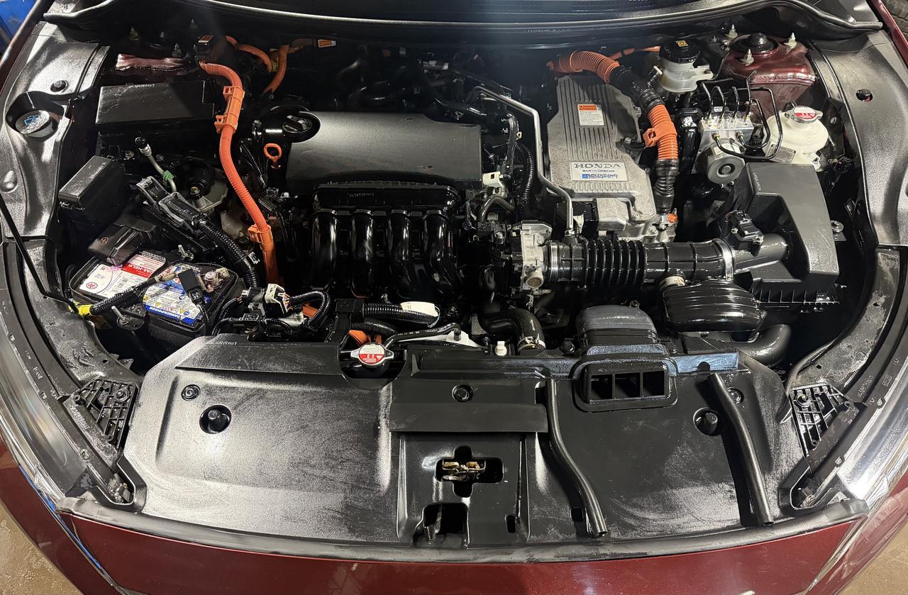 2018 Honda Clarity Plug-In Hybrid Touring Sedan Photo