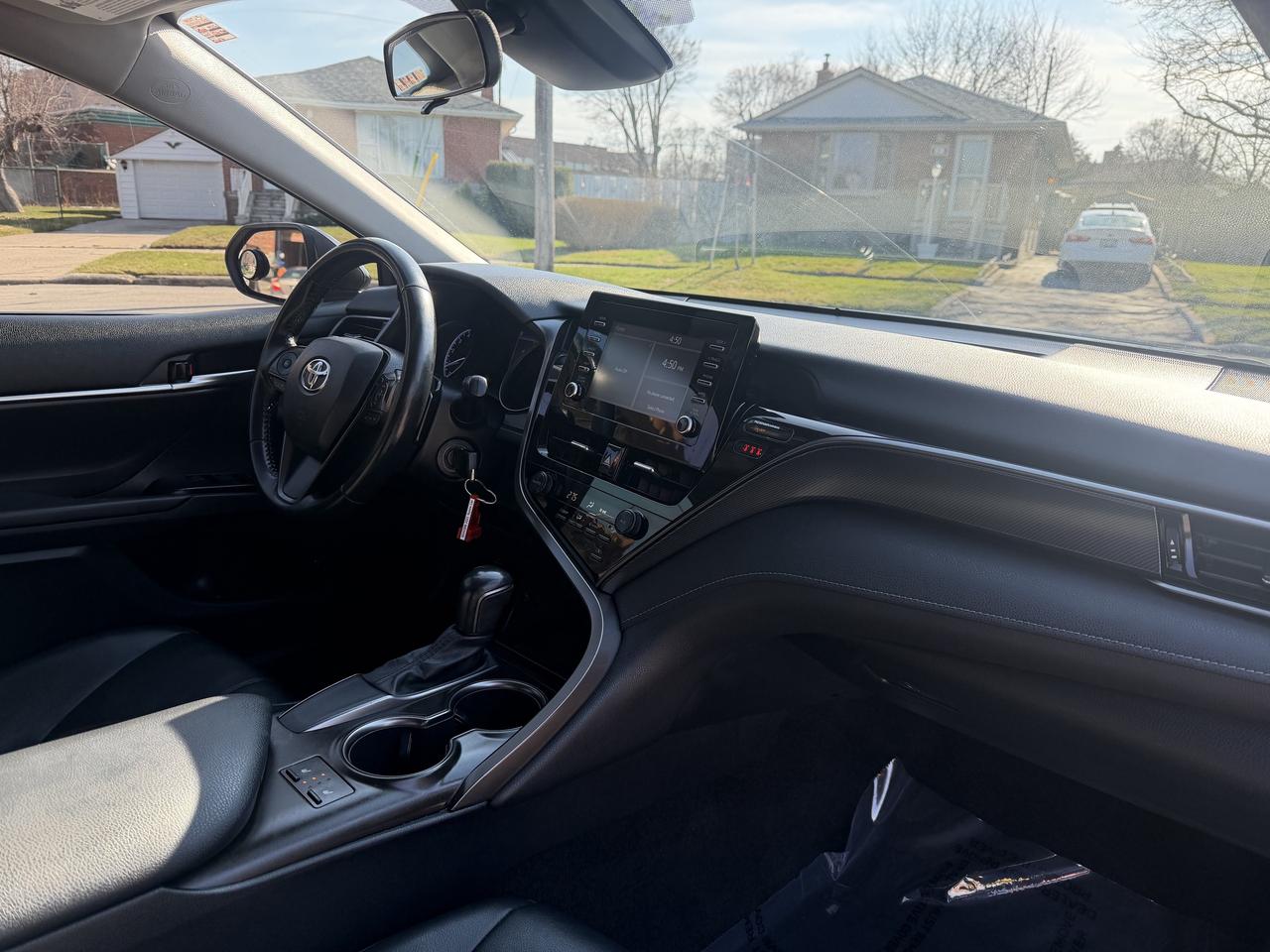 2021 Toyota Camry SE Auto Photo