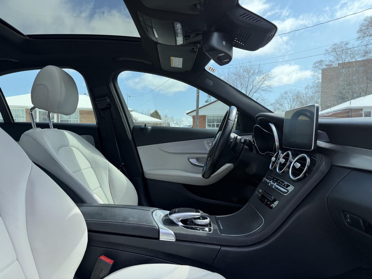 2017 Mercedes-Benz C-Class 4dr Sdn C 300 4MATIC Photo