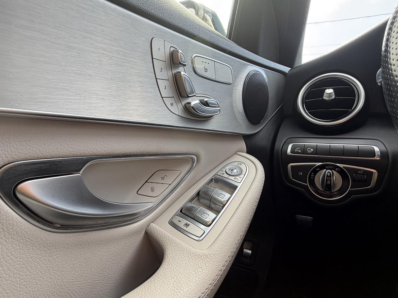 2017 Mercedes-Benz C-Class 4dr Sdn C 300 4MATIC Photo